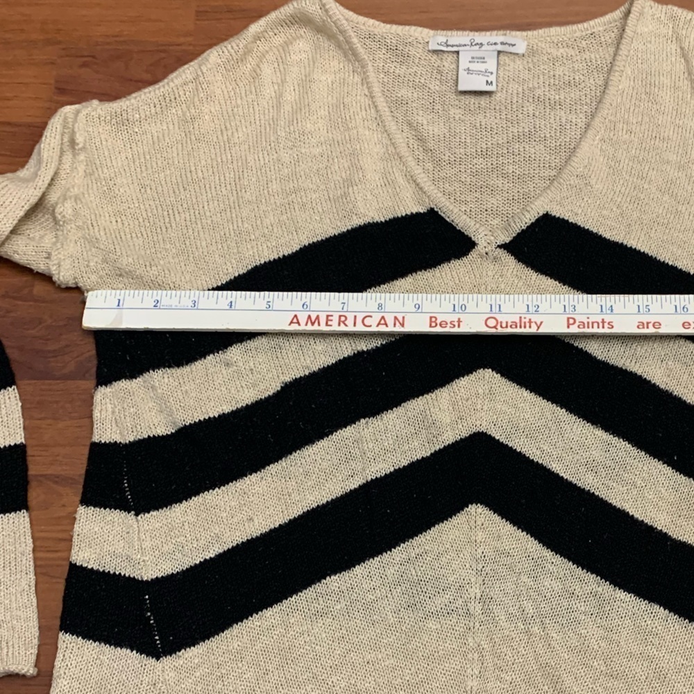American Rag Y2K Chevron Striped Sweater - Picture 10 of 13